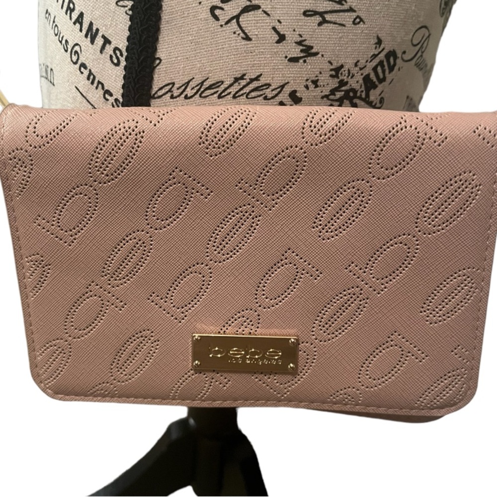 Bebe Los Angeles Cross Body Bag Dusty Pink  And Gold, Detachable Strap
